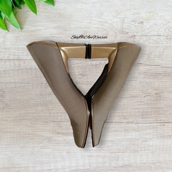 Stuart Weitzman NIB square toe block heels *shop@iamwarrior - Picture 6 of 9